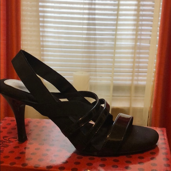 Black straps woman Open toe heels. - Picture 8 of 8